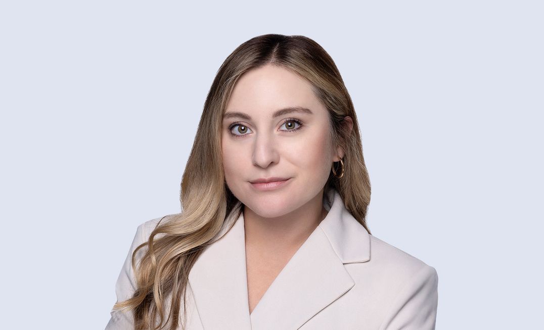 Charmaine Voorhees Becken