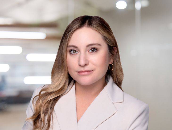 Charmaine Voorhees Becken Bio Photo