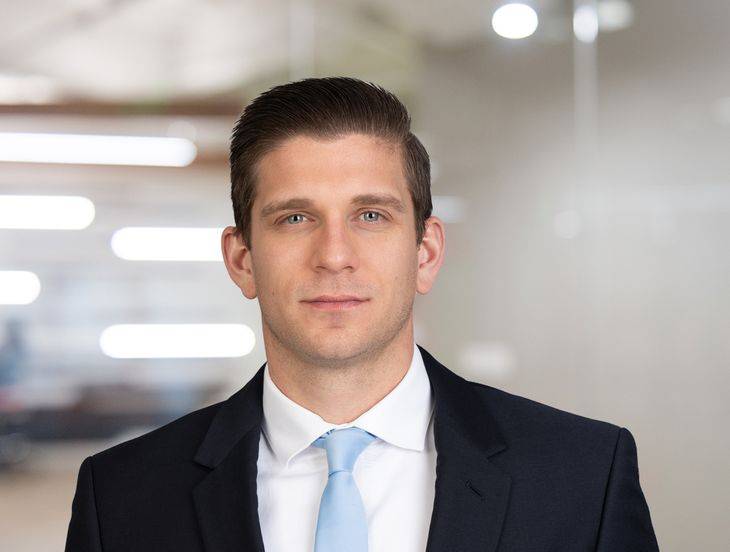Alex Schindler Bio Photo