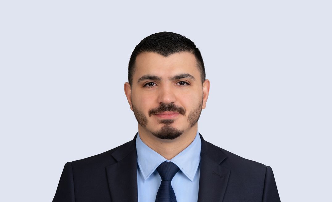 Aden Khachadoorian Bio Photo