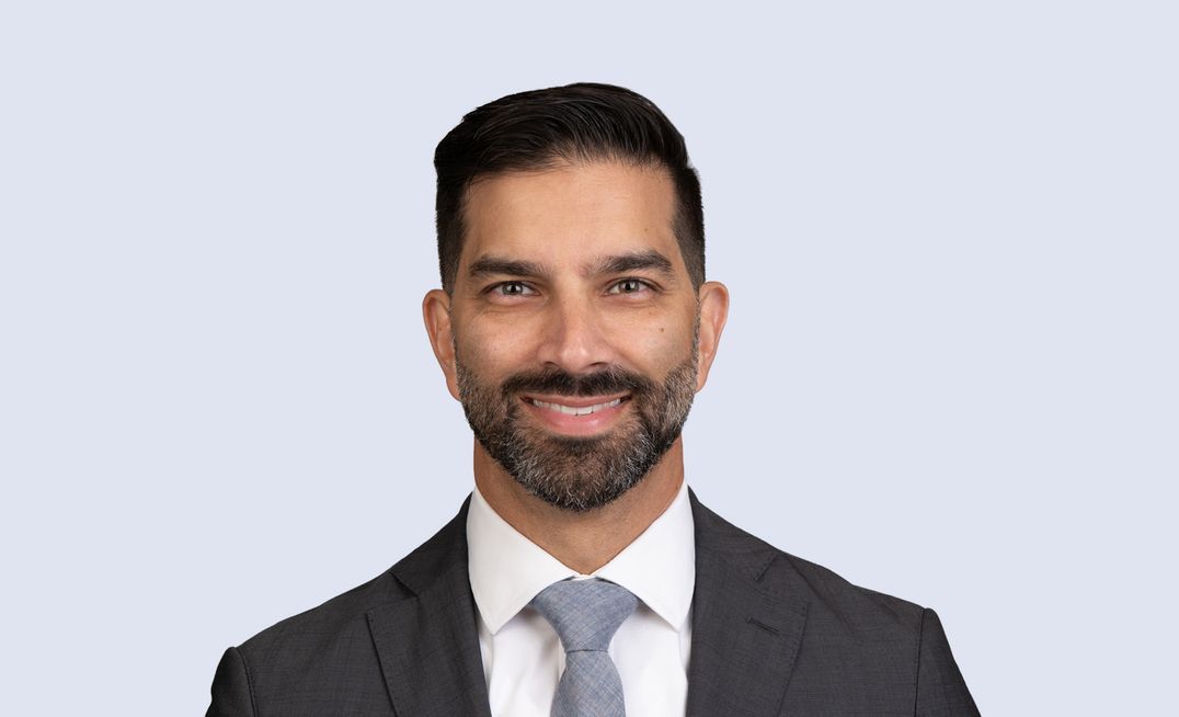 Idin Kashefipour Headshot Bio Photo